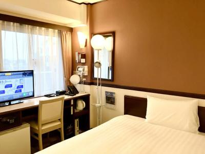 Toyoko Inn Osaka Abeno Tennoji - 10