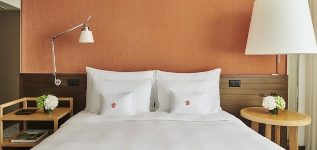 Intercontinental Geneva, An Ihg - 71