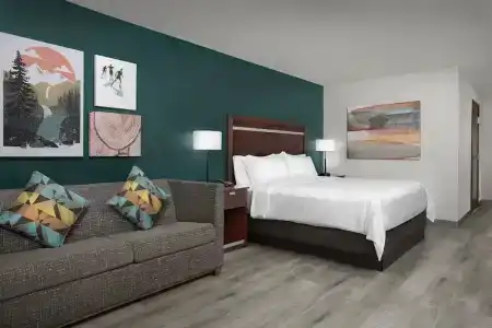 Holiday Inn & Suites Downtown, an IHG - 80
