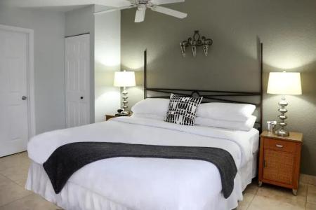 The Cabanas Guesthouse & Spa - Gay Men's Resort - 2