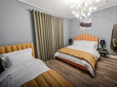 Vila Tirana - 2