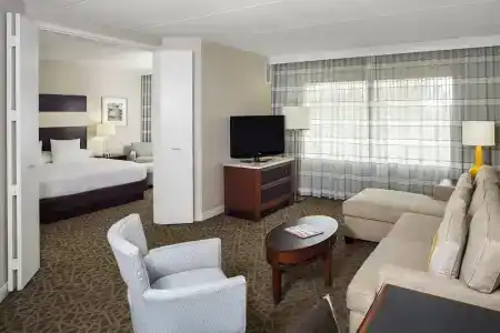 Hyatt Regency Suites Atlanta Northwest - 32