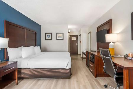 Comfort Inn Charlotte Airport Uptown - 56