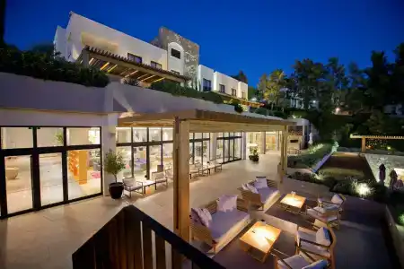 Ramada Resort Bodrum - 9