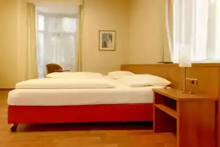 Traveller - 34