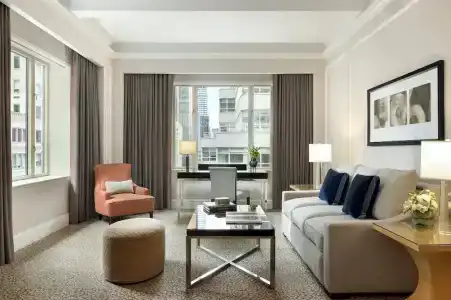 Omni Berkshire Place - 69