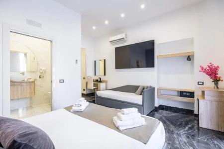 Bella Napoli Suites - 37