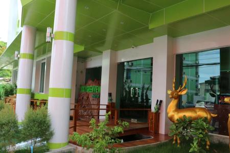 Lucky Green View - 18
