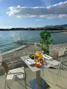 Split - 144