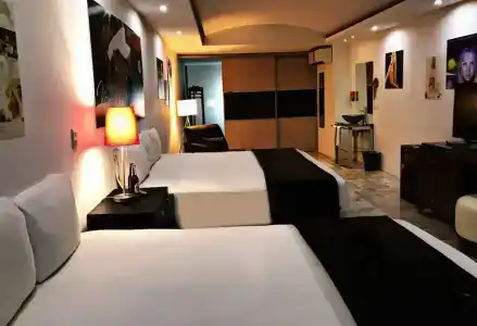 Spazio Boutique - 76
