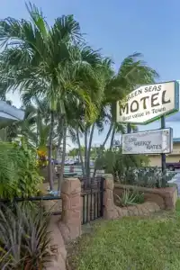 Green Seas Motel - 7