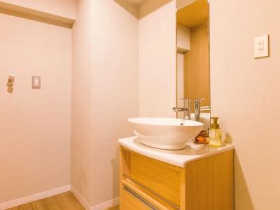 Mr. Kinjo inn D-buil - 26