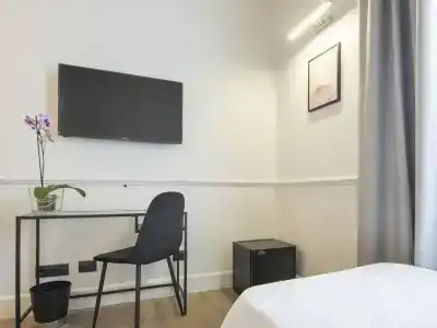 Gemini Suites Navona - 4