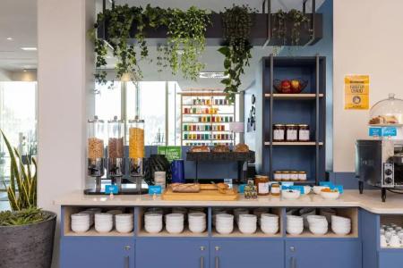 Hampton by Hilton Tours Centre, France - 8