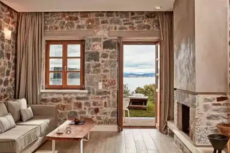100 Rizes Seaside Resort- Small Luxurys of the World - 5