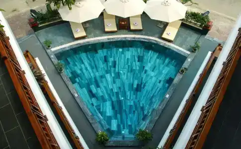 Threeway Riverside Villa - 7