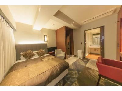 Place Ascot - 75