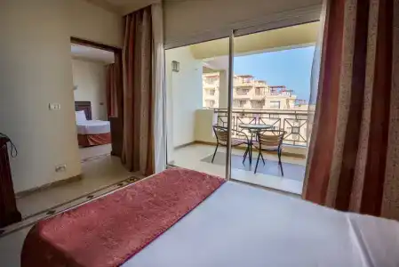 Imperial Shams Abu Soma - 6