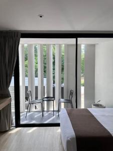Nirundorn Resort Chaam - 39