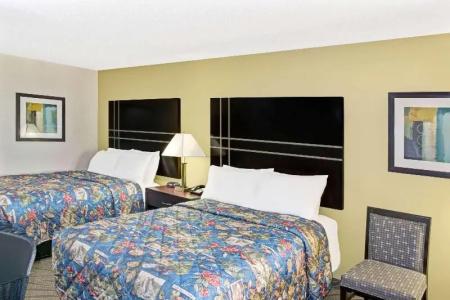 Howard Johnson Houston Heights - Downtown - 12