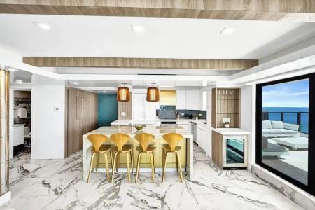 The Alexander All Suites - 789