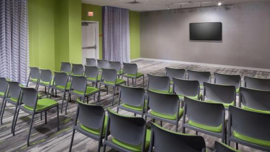 TownePlace Suites by Marriott Orlando at SeaWorld - 12