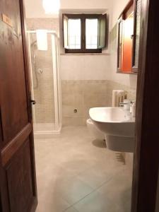 b&b All’Ombra Di San Damiano - 53