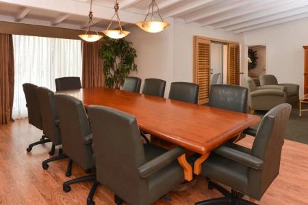 Red Lion Woodlake - 16