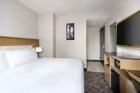 DoubleTree by Hilton New York Times Square South - 45