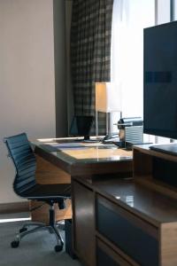 Fairmont Pacific Rim - 56