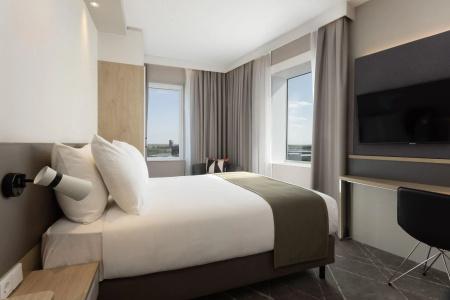 Holiday Inn - Eindhoven Airport - 5