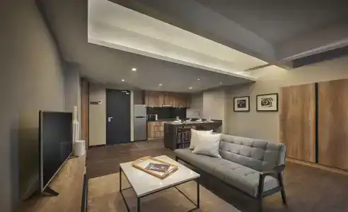 Tropics Eight Suites - 3