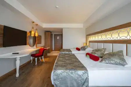 Justiniano Deluxe Resort - 2