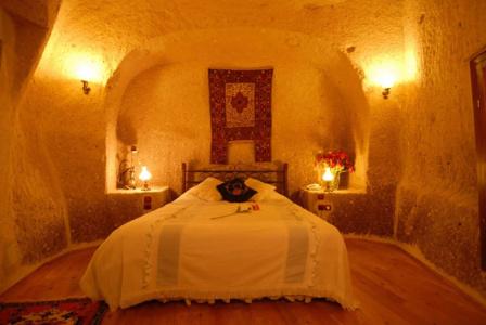 Traveller's Cave - 17