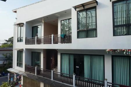 Kata Beachwalk and Bungalows - 21