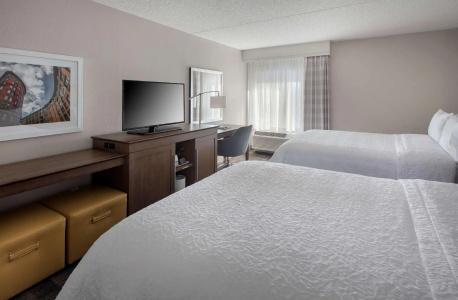 Hampton Inn Boston Logan Airport - 47