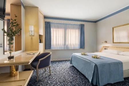 Eurostars Boston - 63