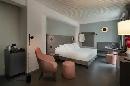 Vis Urban Suites & Spa - 86