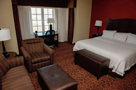 Hampton Inn & Suites - 51
