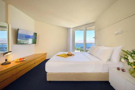 U Coral Beach Club - 89