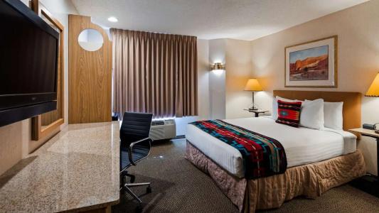 Inn at Santa Fe, SureStay Collection by Best Western - 44