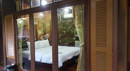 Ruean Mai Chai Khlong - 45