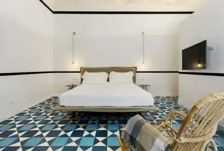 A.D. 1768 Boutique - 3
