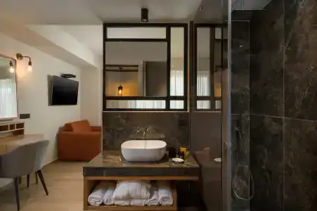 Hyperion City with Heated Pool - 6