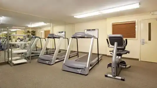 Candlewood Suites i-26 @ Northwoods Mall, An Ihg - 18