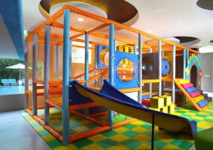 DoubleTree by Hilton Jakarta - Diponegoro - 10