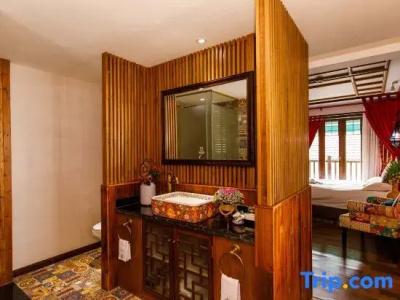 Huage - 83