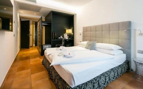 Boutique Exclusive B&B - 143