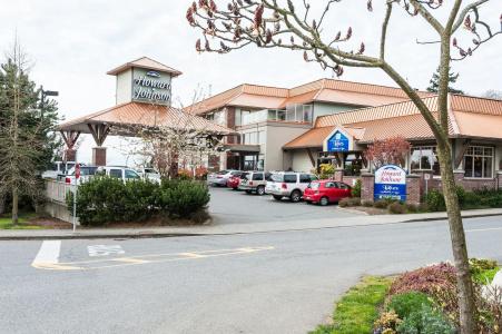 Elk Lake Inn & Suites - 15