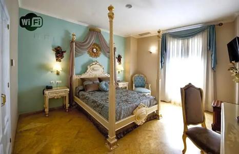 Adriano Boutique Sevilla - 75
